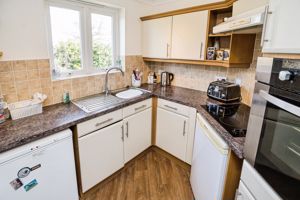 KITCHEN- click for photo gallery